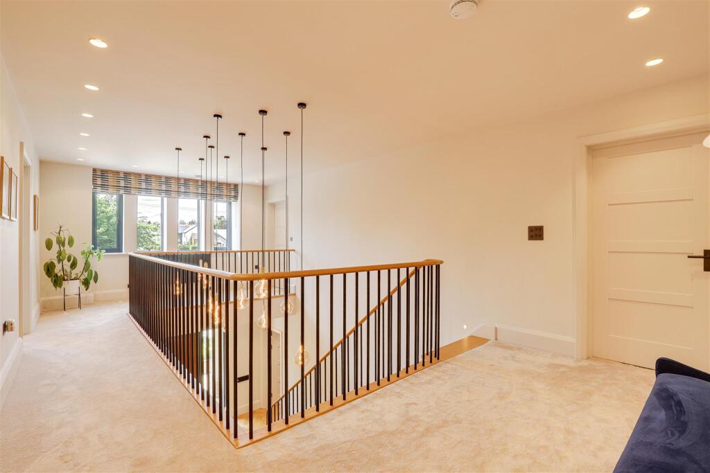 Galleried Landing (1).jpg