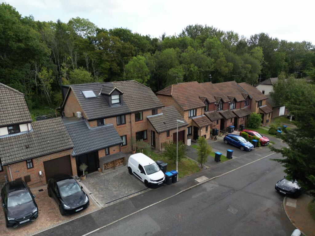 23-web-or-mls-78 WOODBURY ROAD FINISHED EDITS-19