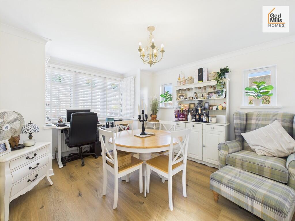 CAM04261G0-PR0048...