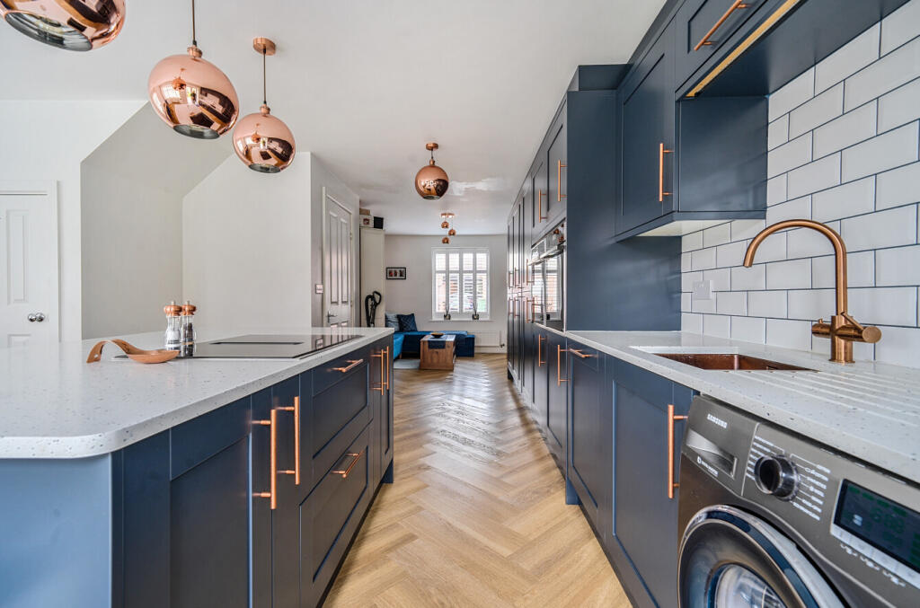 1290036-13-6825ea...