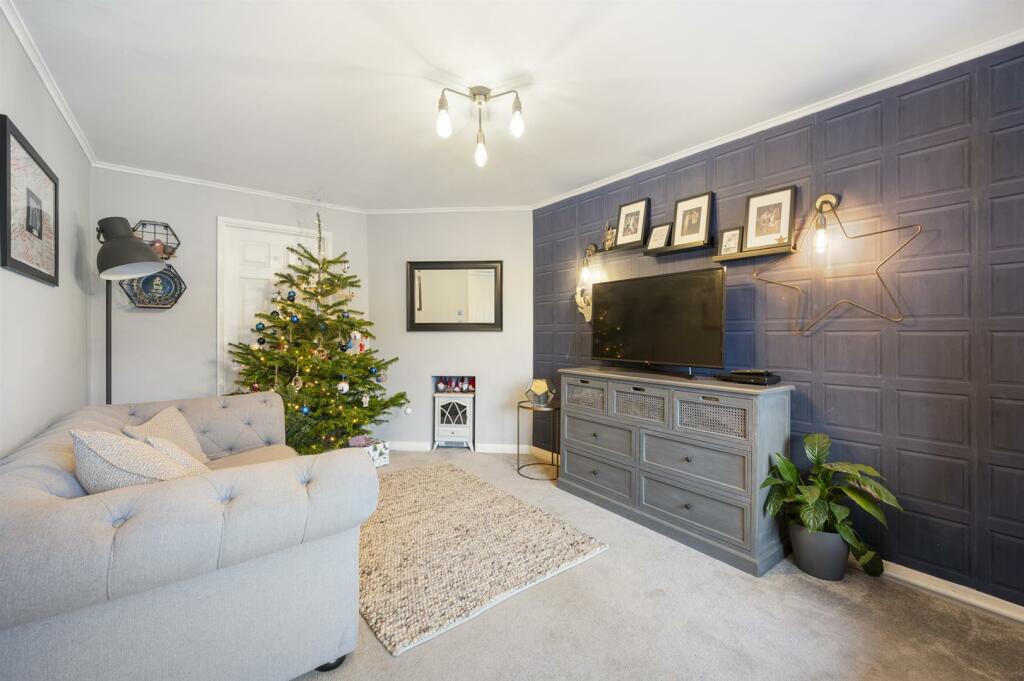 Sitting Room.jpg