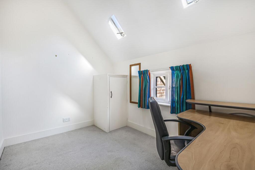 Double bedroom 2