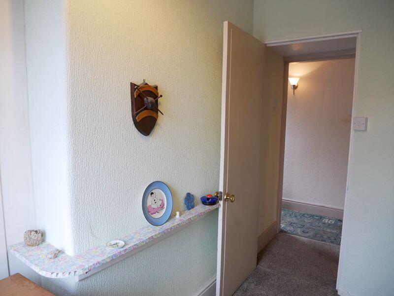 Photo 37