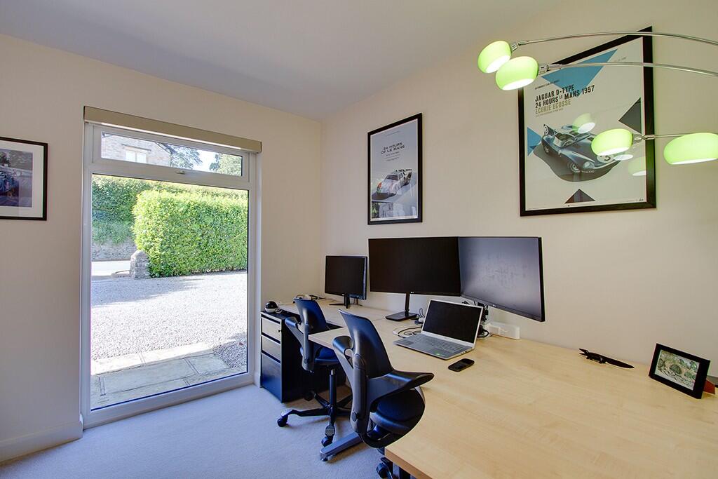 Study/office