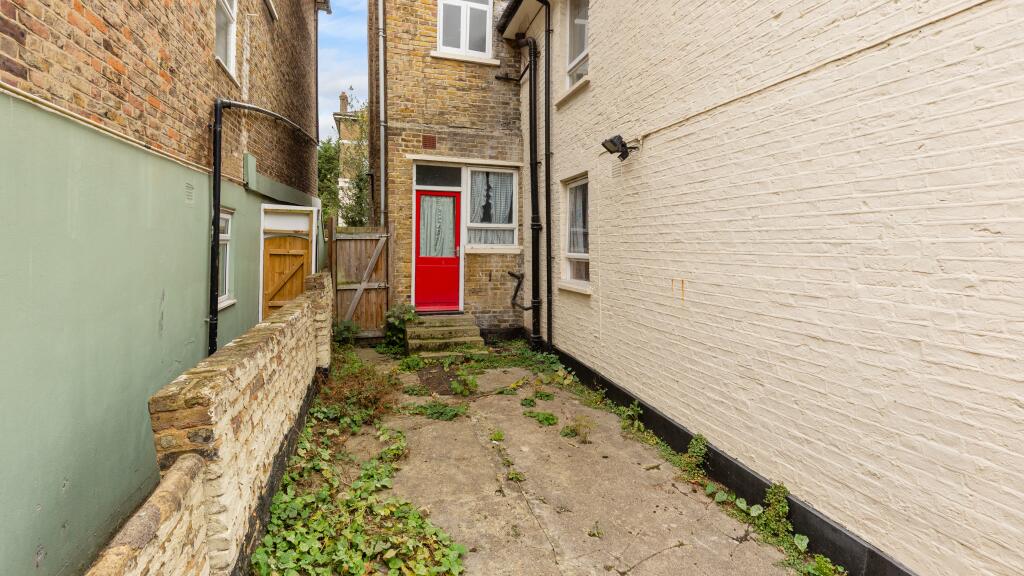 Flats A-C, 21 Eastdown Park, Lewisham, London, SE13 5HU