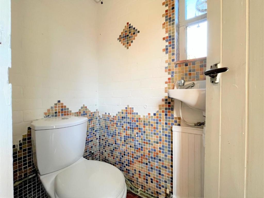 Ground Floor WC