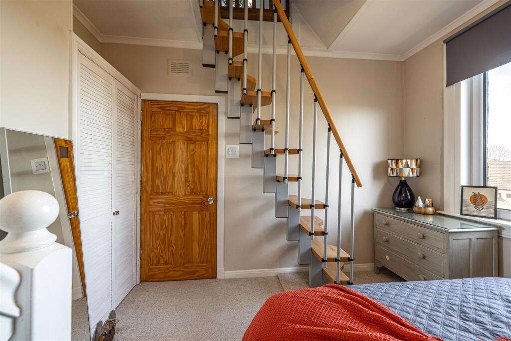 41 Springfield Terrace St Boswells 21.JPG