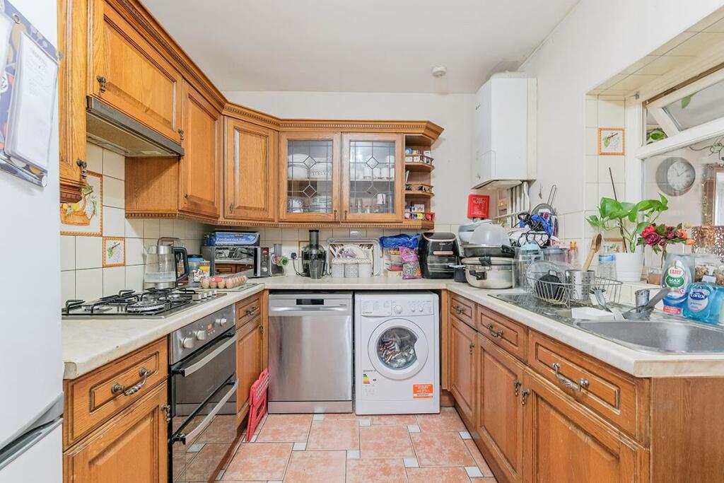 158 Bonham Road-8.jpg
