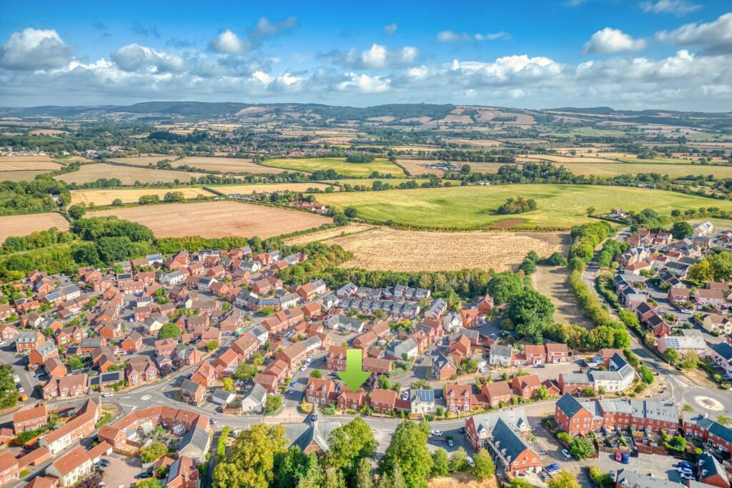 Ewemove Taunton - Graham Way (8)