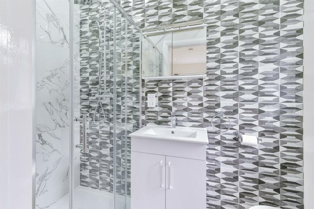 JOSEPHINE AVENUE, 75- (14).jpg