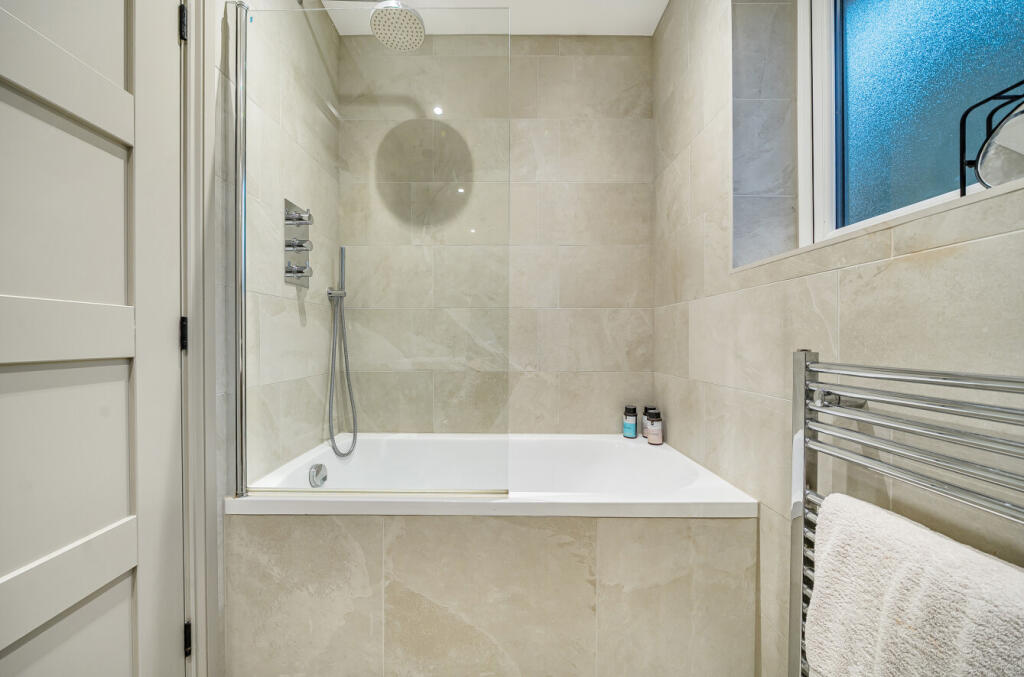 1389230-11-694035...