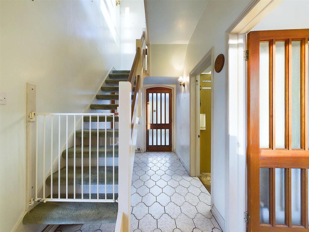 13 - Detached House for Auction, Sea Mills.jpg