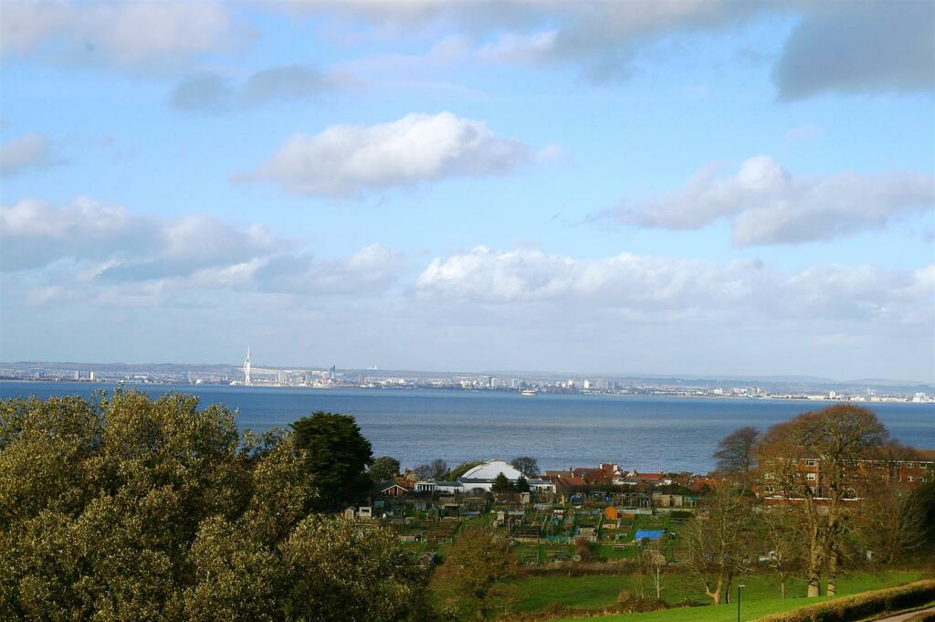LOVELY SEA VIEWS