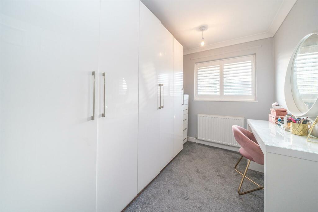 Bedroom 3.jpg