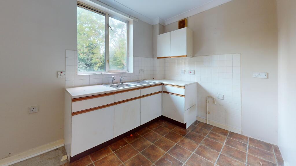 118 Covelees Wall, Winsor Park Estate, Beckton, London, E6 6WF