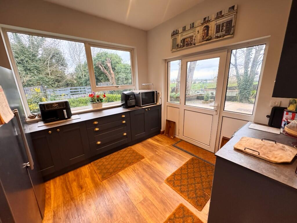 Utility-laundry room