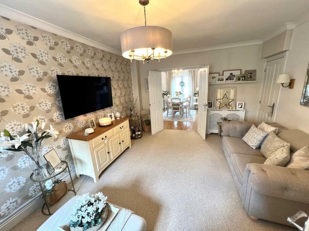 Sitting Room.jpg