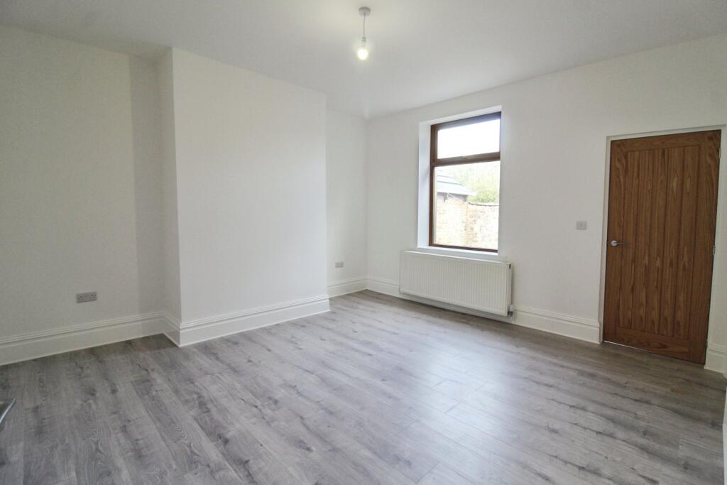 Dining/Sitting Room
