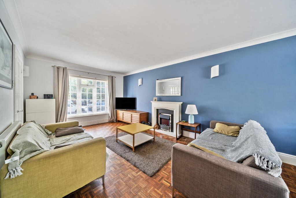 1293261-9-682ca6e...