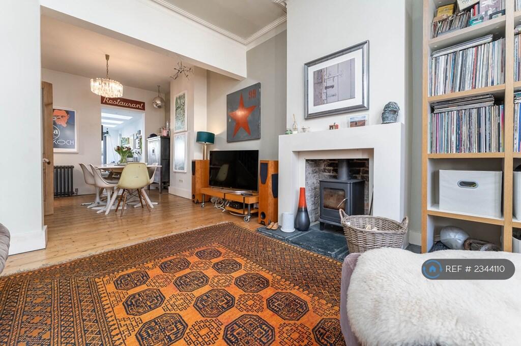 Living =-Dining Room 