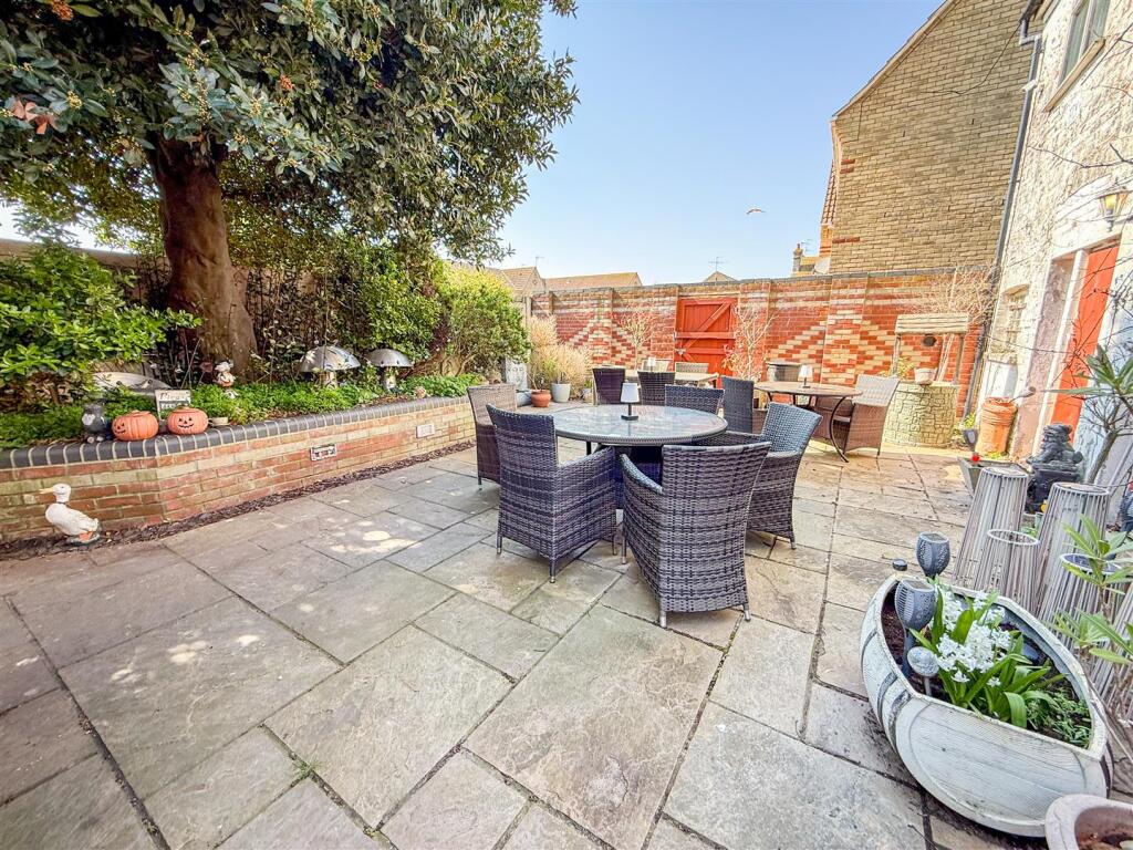 OUTSIDE - REAR COURTYARD