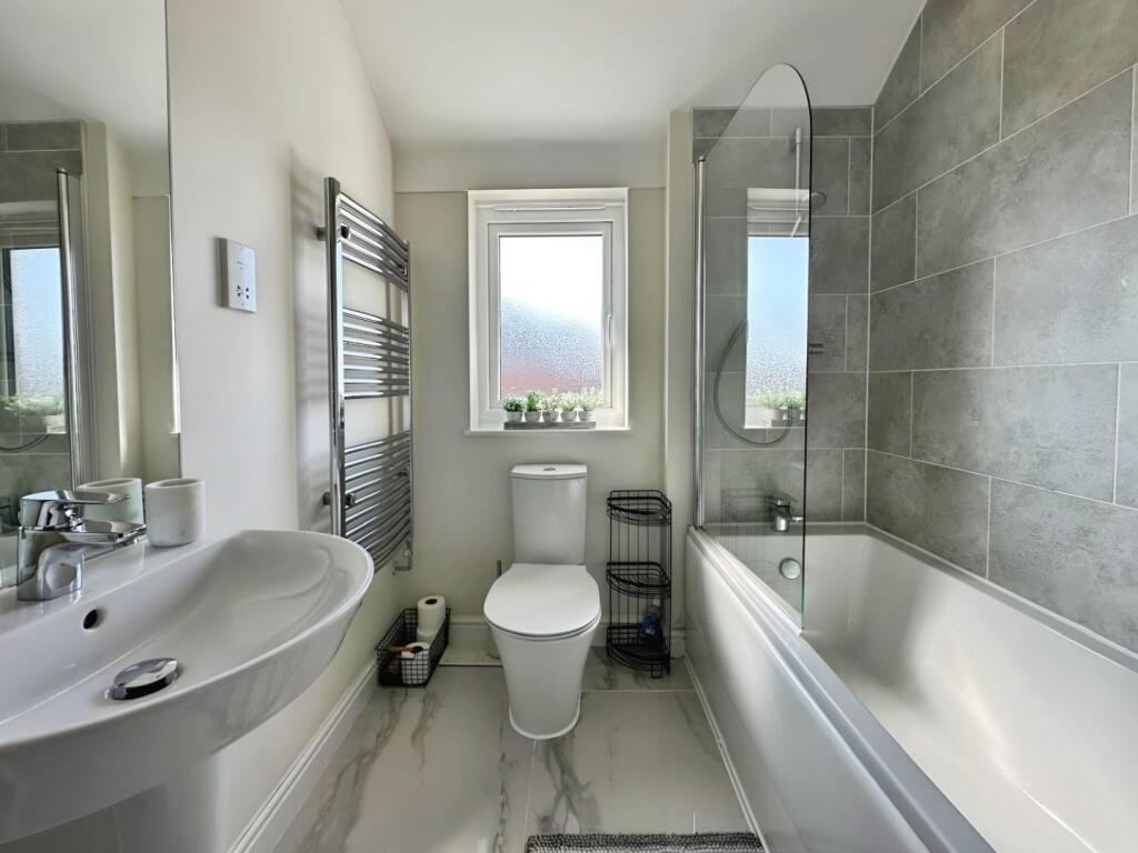 d1190281-WhatsApp 20Image 202025-04-10 20at 2011.1