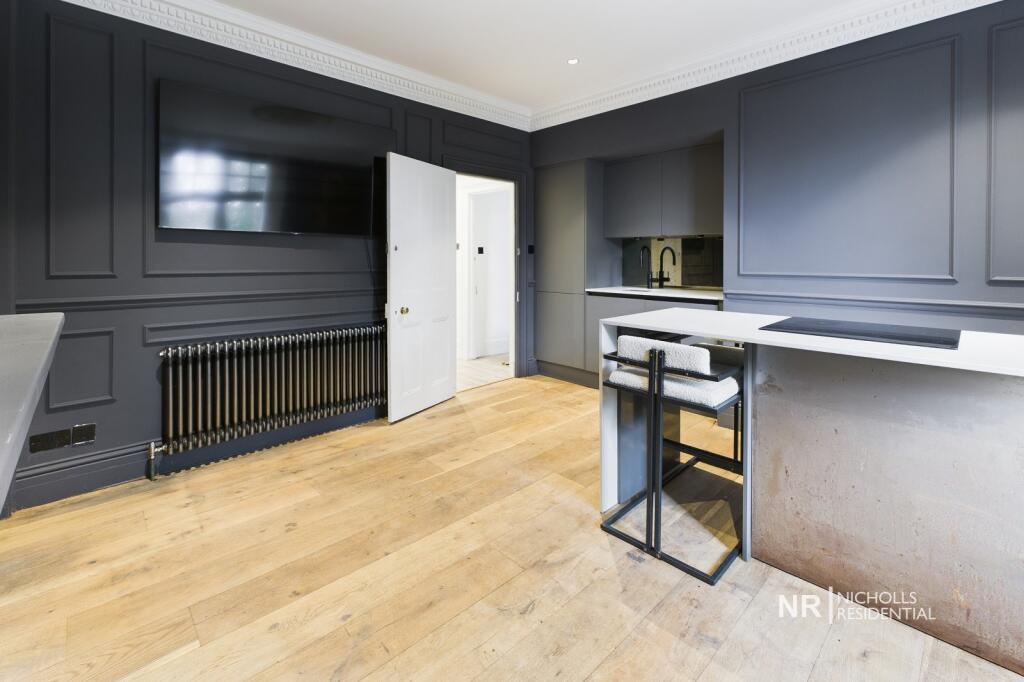 Kitchen/Lounge Extra Photo