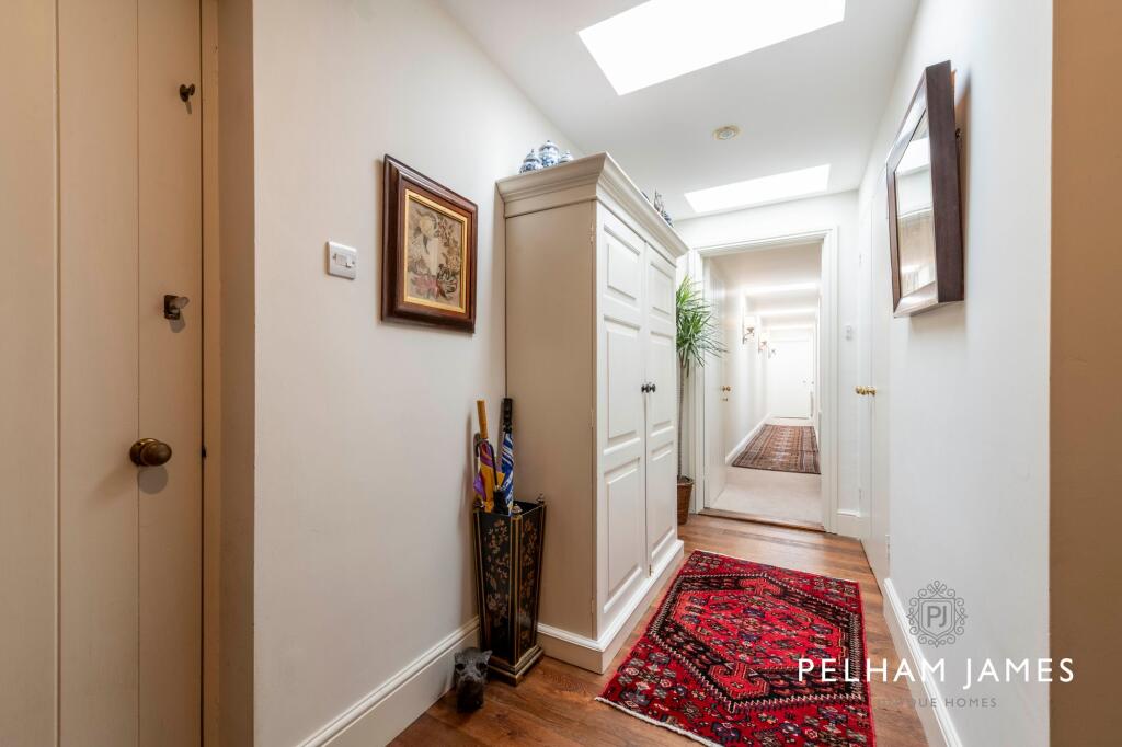 Uffington Manor, Uffington