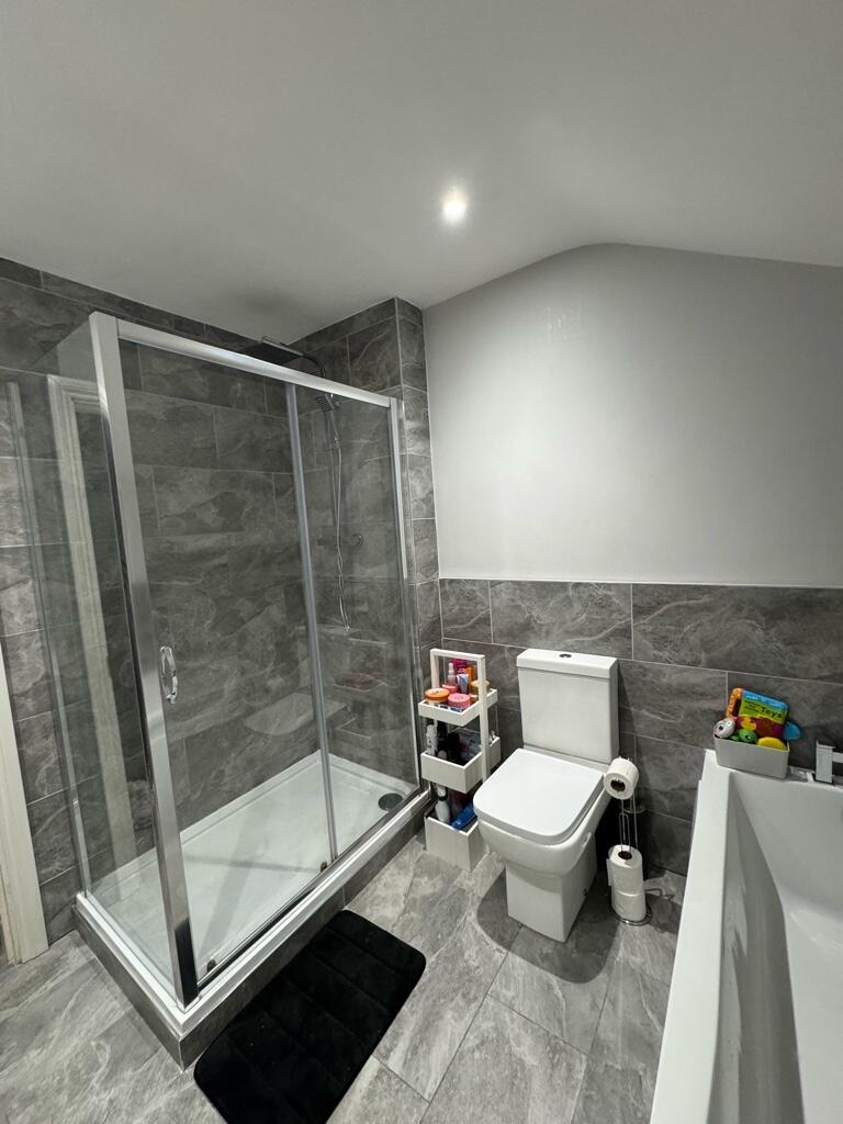 Bathroom 2 