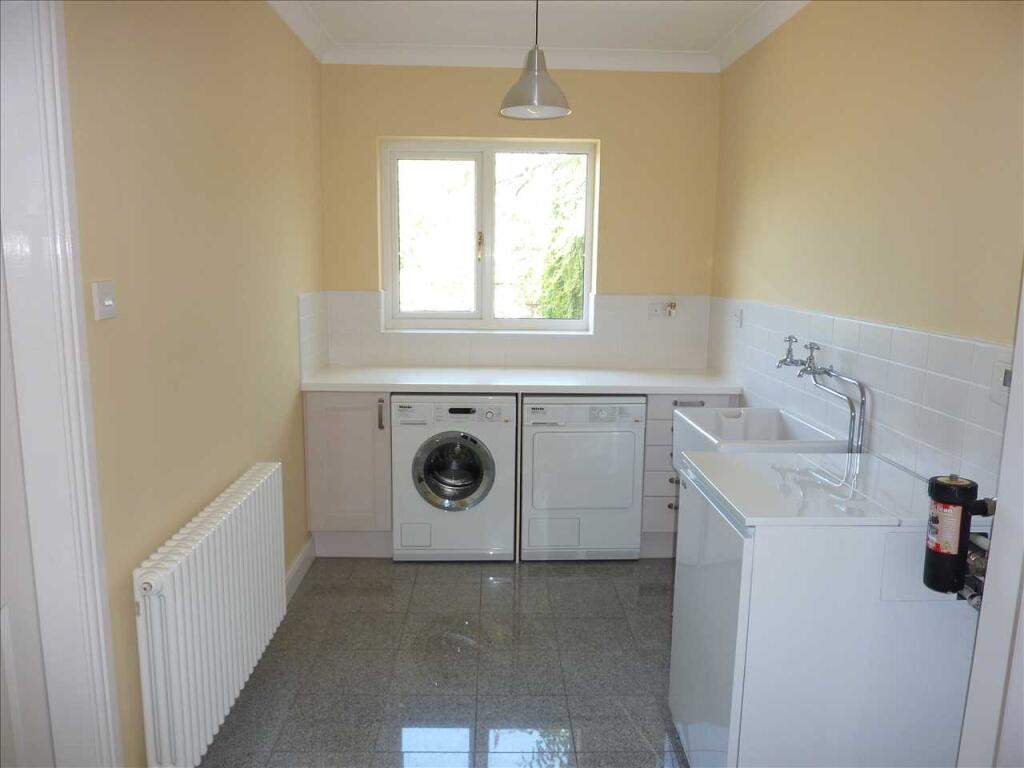 UTILITY ROOM