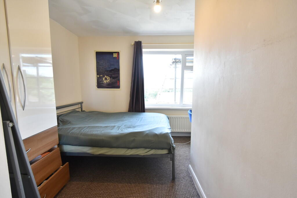 Front single bedr...