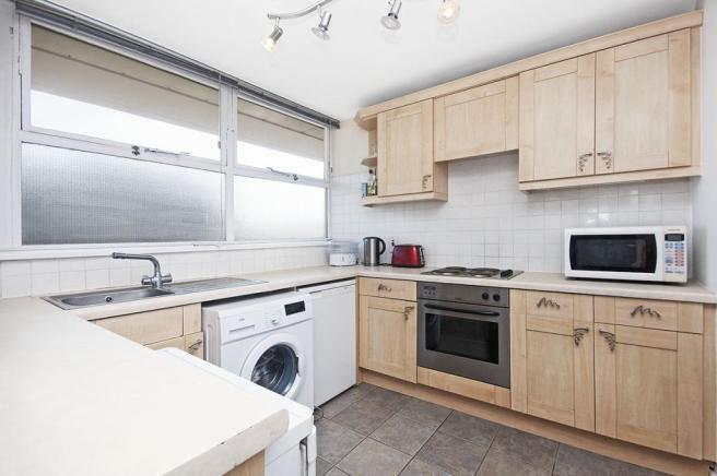 MODERN KITCHEN