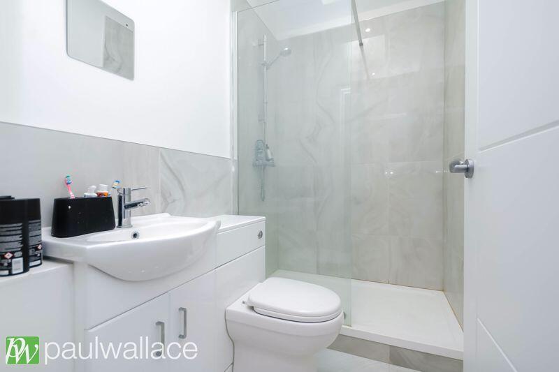 Annexe Shower Room / W.C.