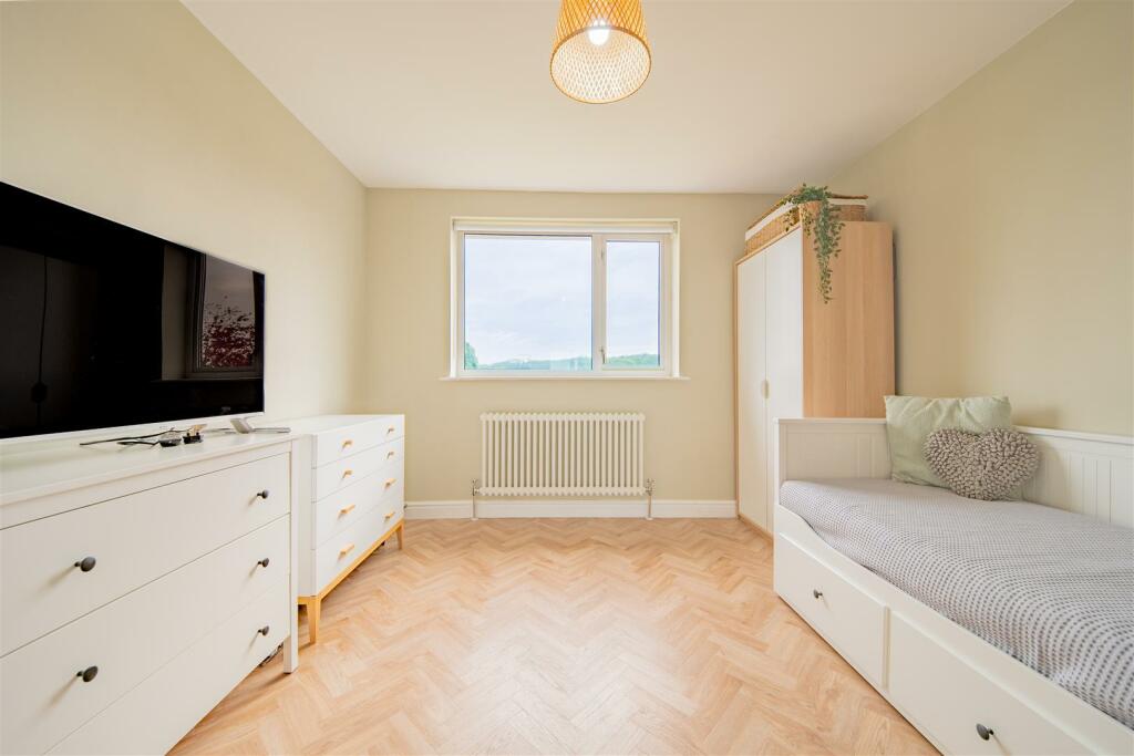 P1053391-HDR.jpg