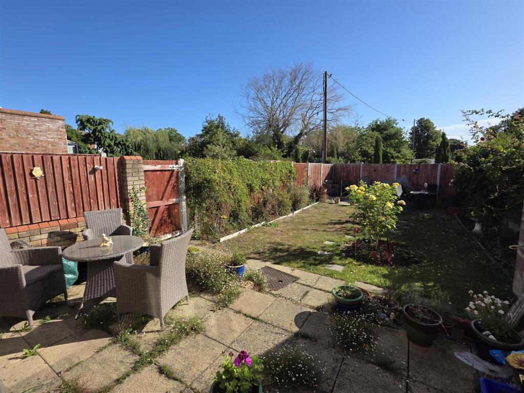 Garden1.jpg