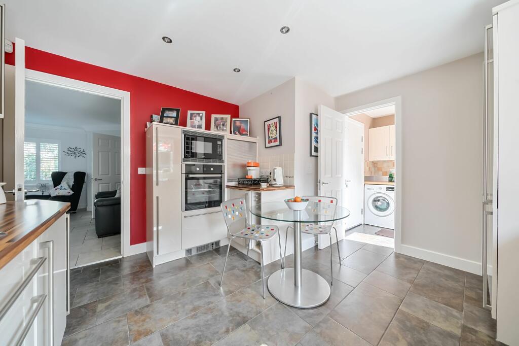 Kitchen (2)