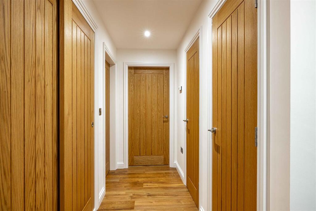 7 West Grove Apartments Melrose Low Res 18.JPG