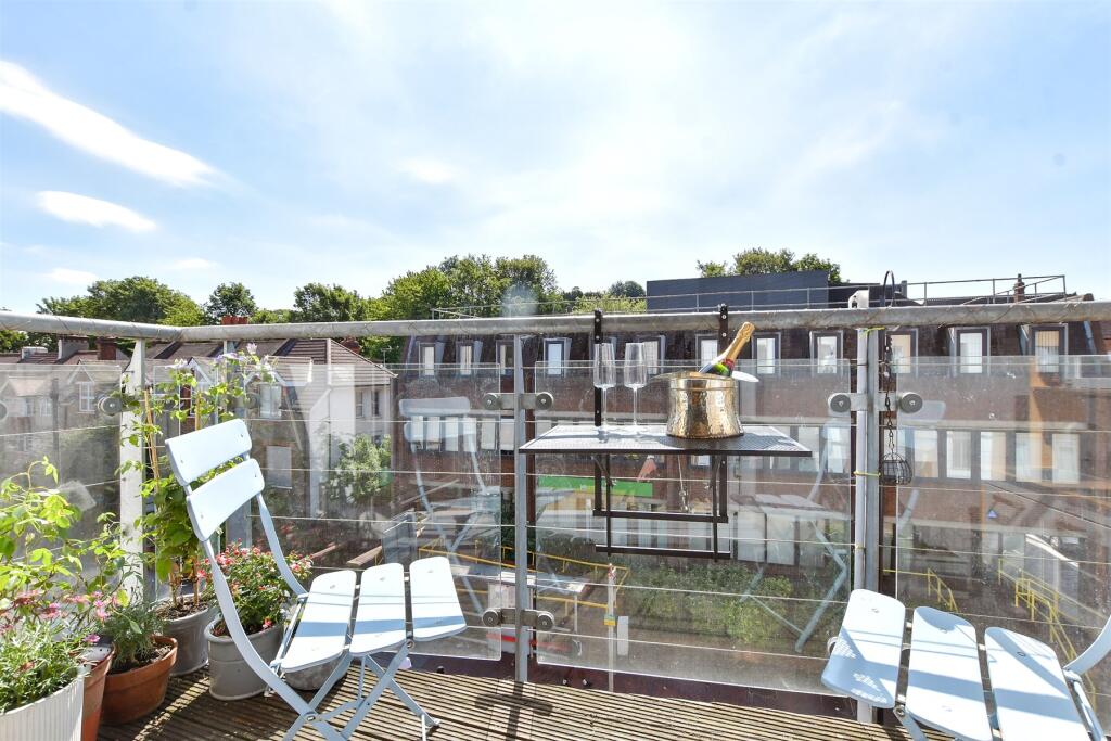 Balcony / Terrace