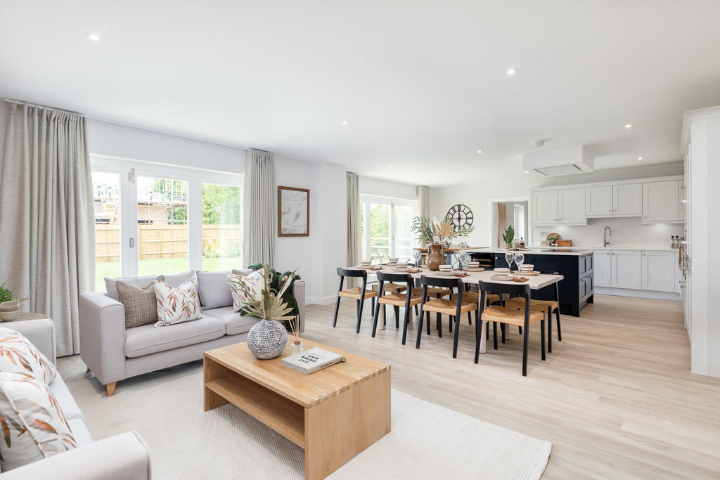 Show Home Family ...