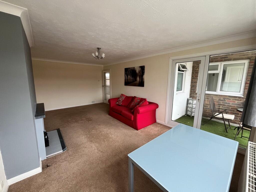 Lounge 2