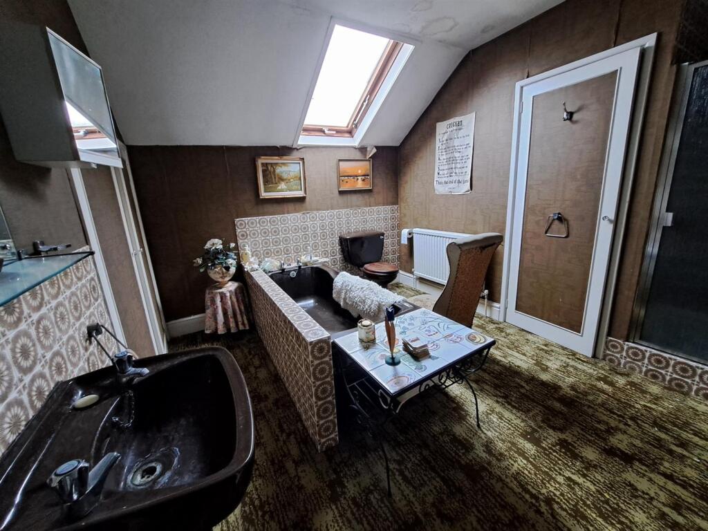 Danesfield, Rothersthorpe