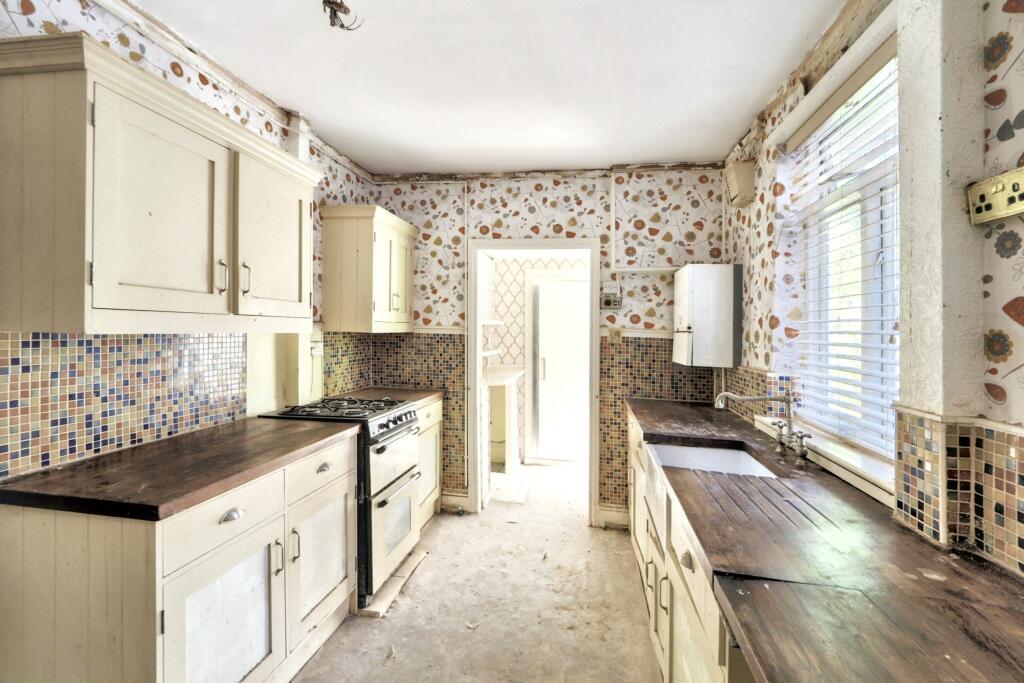 28 Chester Green Road, Derby, Derbyshire, DE1 3SF