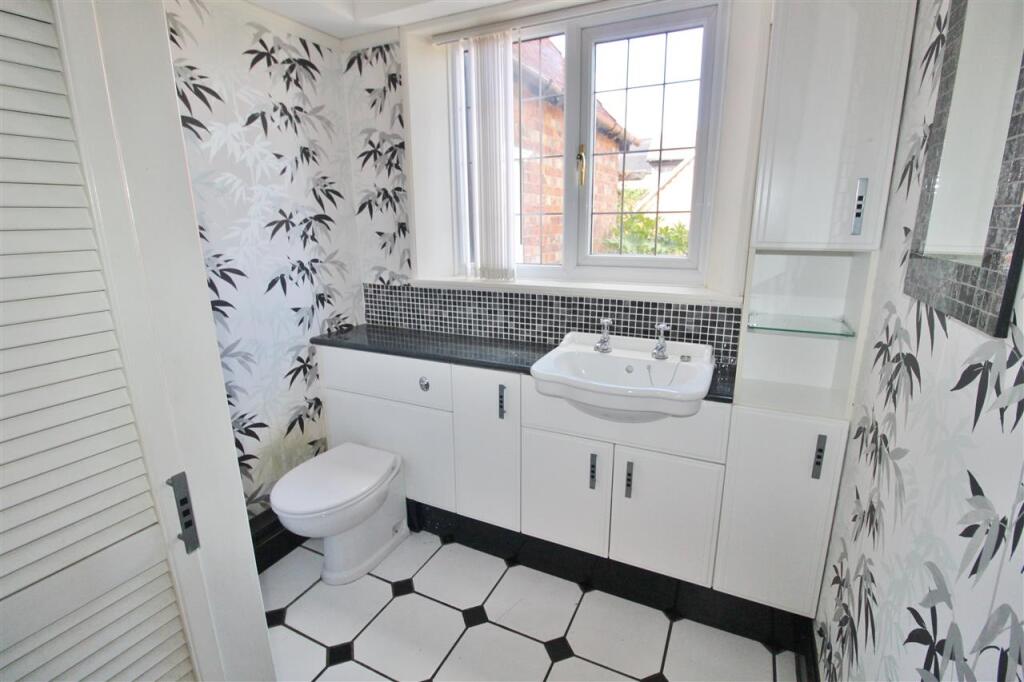 CLOAKROOM