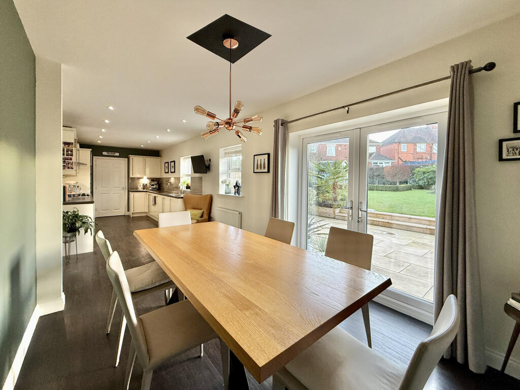 Dining Kitchen