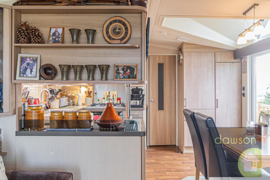 Lounge/Kitchen