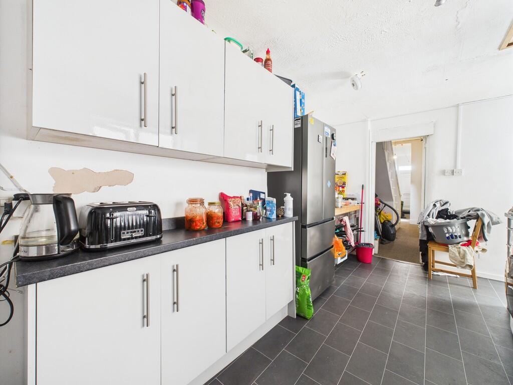 CAM02089G0-PR0499...