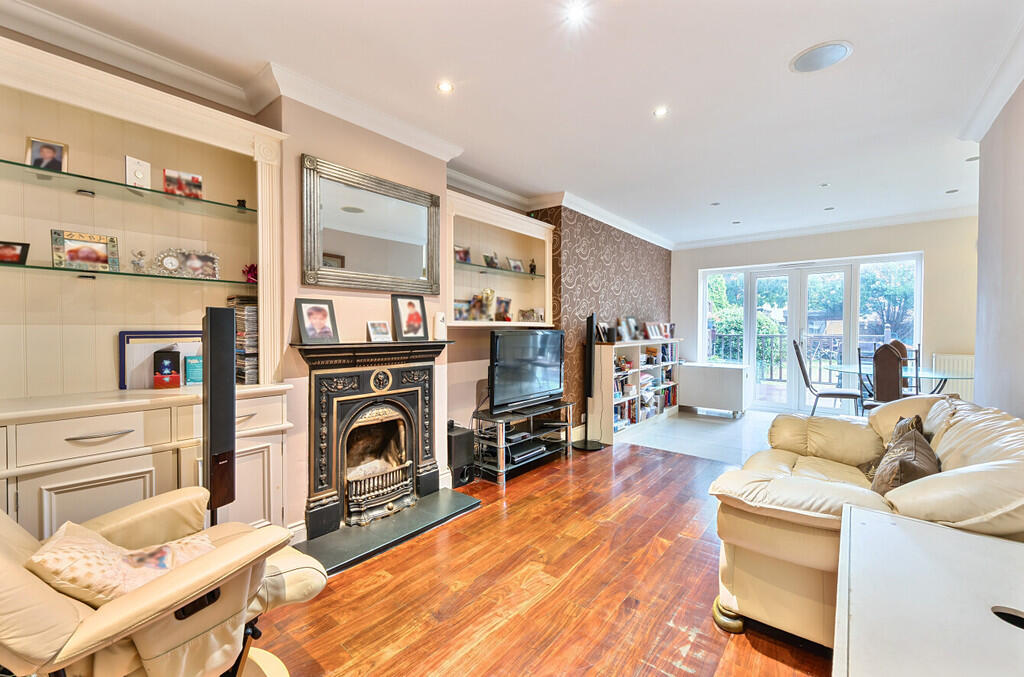 1328484-11-687f3f...