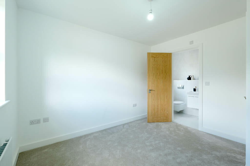 ensuite bedroom