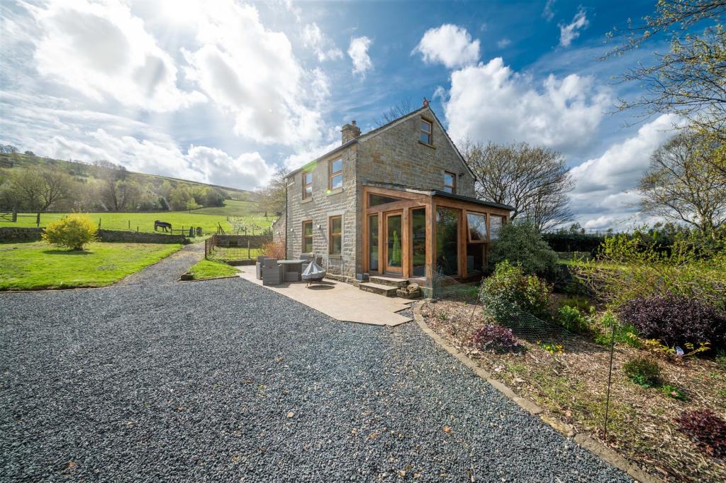 THE OLD FARMHOUSE