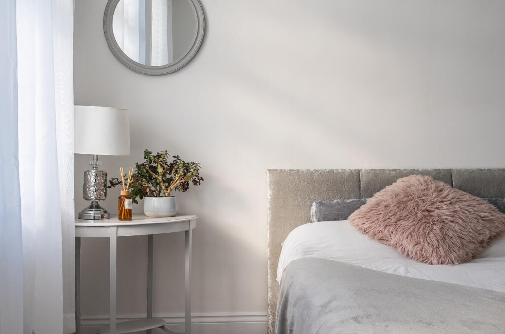 1369239-17-68f0fb...